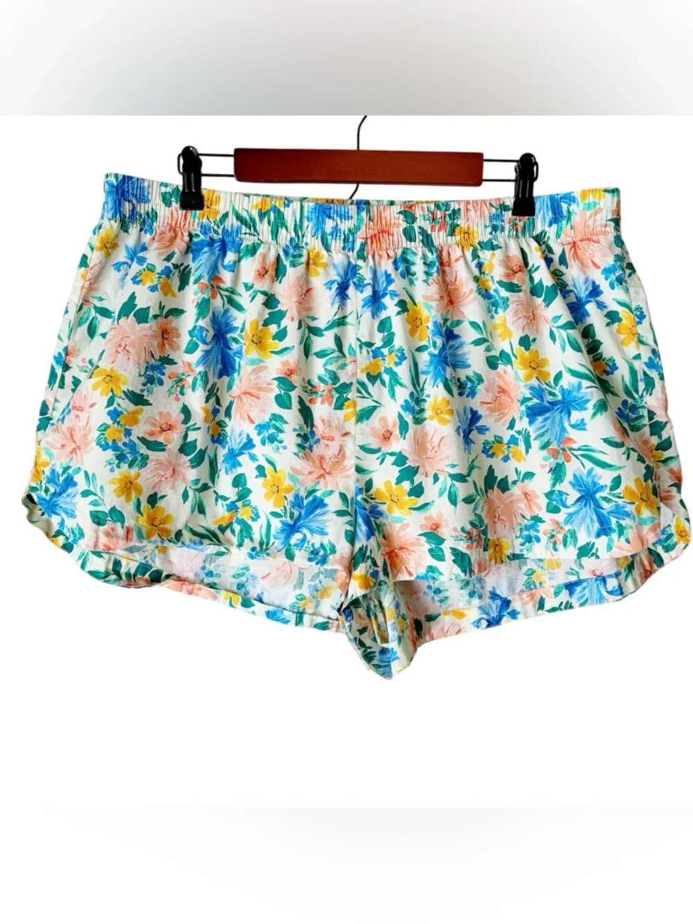 Old Navy | Pull-on Elastic Waist Short Shorts Colorful Floral Summer Casual XL